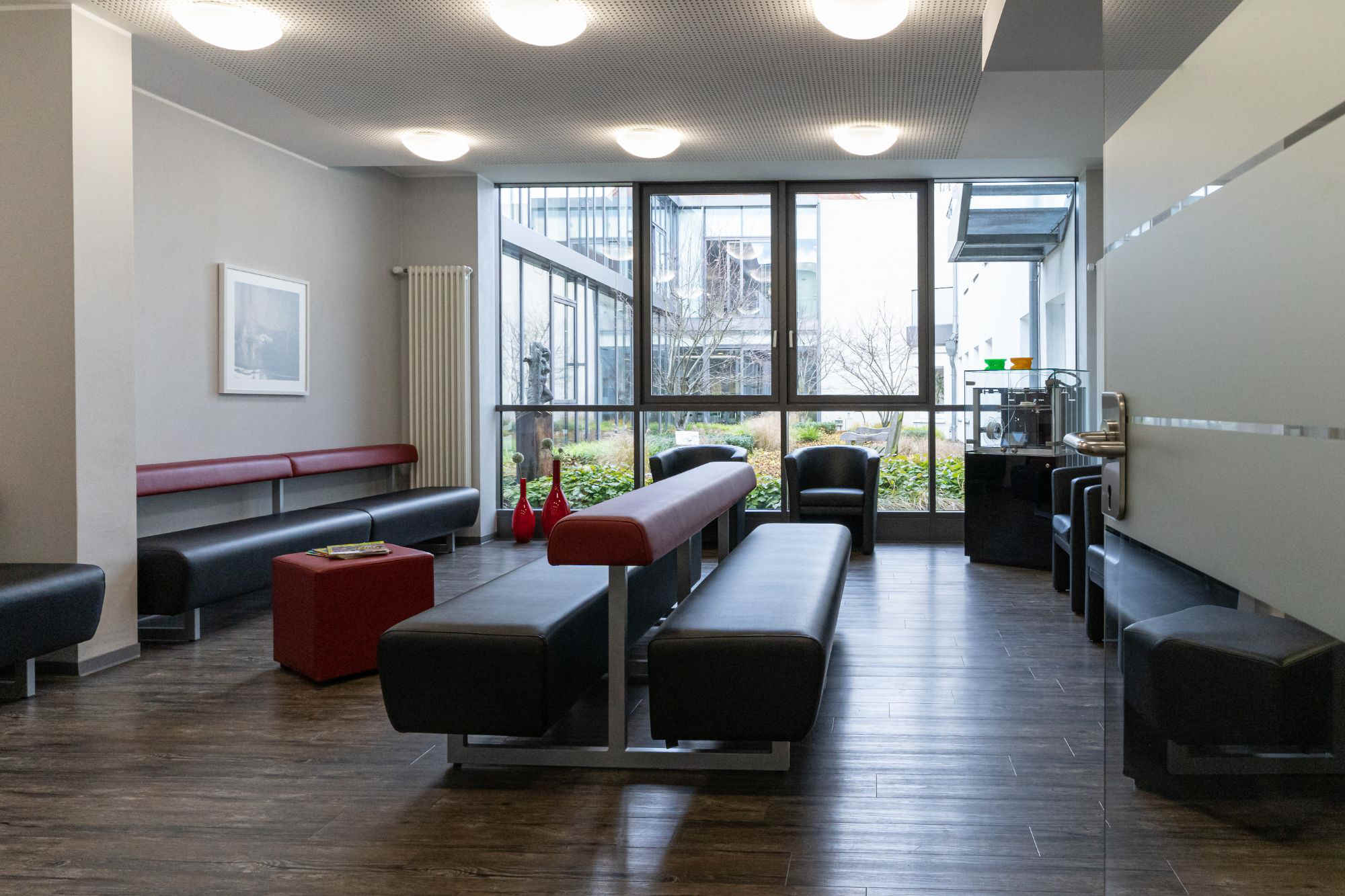 Wartezimmer slide